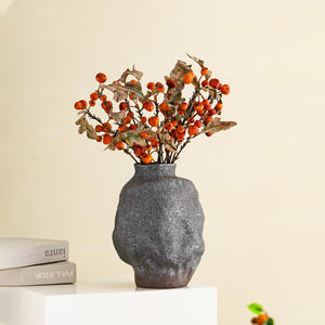 Grand vase rond noir en céramique pour la décoration intérieure, vase rond noir texturé moderne de style farmhouse pour les centres de table - Product Image 4