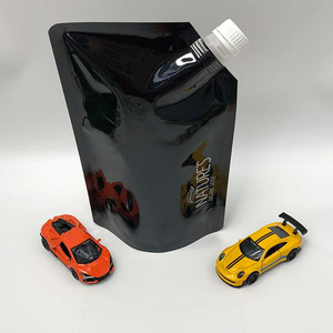 Bolsa de pie de plástico PE negro brillante con bolsa reutilizable y reutilizable con boquilla para líquido químico a prueba de agua para calcetines - Product Image 5