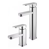 Usine d'articles sanitaires : Solution complète pour salle de bain, comprenant porte-serviettes, pommeau de douche, robinet, lavabo, ensemble de sanitaires et ensemble WC