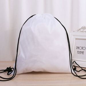 Sac de shopping en polyester personnalisé de haute qualité avec logo, cordon de serrage réutilisable, poignée en corde, style fourre-tout élégant, motifs colorés - Product Image 3