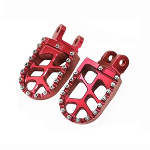 Reposapiés de Aleación de Aluminio Mecanizados por CNC con Logotipo Personalizado para Kawasaki KLX250 y Honda 250/400/600R - Product Image 4
