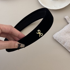 2025 फ्रेंच शैली रेट्रो हीएड्रेस संकीर्ण स्पंज पैडड हेडबैंड के साथ धातु की धनुष लड़कियों के दैनिक हेडपीस हेयरबैंड - Product Image 6