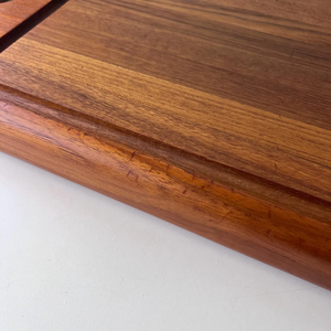 <span class=keywords><strong>Plateau</strong></span> en teck sculpté <span class=keywords><strong>de</strong></span> style danois moderne - Planche à découper - Product Image 2