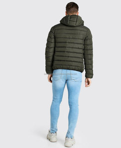 Chaqueta Acolchada de Invierno para Mujer, Diseño OEM Personalizado, con Múltiples Bolsillos, Capucha, Resistente al Viento y Transpirable, Relleno 100% Poliéster, para Actividades al Aire Libre - Product Image 3