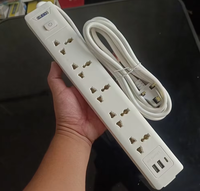 Multiprise de style britannique à 15 prises, 2 ports USB, 1 port USB-C, cordon d'extension en cuivre de 3 m, prise haute puissance de qualité export, vente en gros d'usine