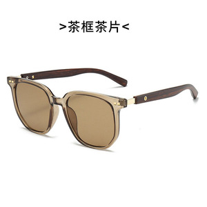 <span class=keywords><strong>Occhiali</strong></span> <span class=keywords><strong>da</strong></span> <span class=keywords><strong>Sole</strong></span> di Design Trendy <span class=keywords><strong>Rayban</strong></span>, Marca di Lusso, per Uomo e Donna, Sportivi, Montature in Metallo - Product Image 3