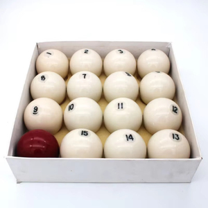 Haute qualité 68mm russe pyramide résine <span class=keywords><strong>boules</strong></span> ensemble Europe <span class=keywords><strong>de</strong></span> l'est Style <span class=keywords><strong>billard</strong></span> queue boule <span class=keywords><strong>billard</strong></span> Sport équipement boîte emballage - Product Image 2