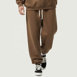 Vente flash - Pantalons de survêtement pour hommes de haute qualité en coton 100% avec logo personnalisé, impression en relief, sublimation, broderie, sérigraphie - Product Image 4