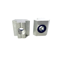 Écrou de blocage à fente en T personnalisé classe 8, 10 fentes, M8, en acier inoxydable 304, usiné CNC, avec joint en nylon bleu fileté 20 mm