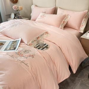 Juego de Ropa de Cama de Lujo de Cuatro Piezas de Algodón de Fibra Larga, 100% Algodón Puro, Funda de Edredón Bordada, Sábanas Transpirables de Color Sólido para Invierno - Product Image 2