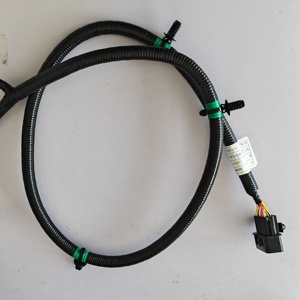 Fabricant de faisceaux de câblage en cuivre étamé personnalisés pour les machines de construction, l'automobile, les appareils électroménagers, indice de protection IP66, caoutchouc - Product Image 1