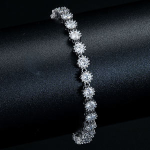 สร้อยข้อมือเทนนิสฮิปฮอปประดับเพชรโมอิสซาไนต์แบบไอซ์เอาท์ เงินแท้ 925 ดีไซน์ทันสมัย สำหรับผู้หญิงและผู้ชาย - Product Image 1