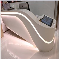 Bureau de réception pour coiffeur de bureau, comptoir blanches, en demi-cercle, design de bureau d'hôtel, à vendre