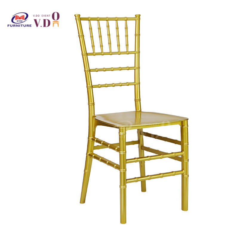 Chaises Chiavari dorées