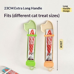 Cuillère distributrice de nourriture pour chat en plastique avec ouvre-boîte et cuillère à friandises pour les fournitures d'alimentation des animaux de compagnie - Product Image 4