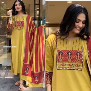 Vente en gros d'usine Ensemble 3 pièces en rayonne Kurtis pantalon Dupatta pour le bureau et des vêtements décontractés à un prix abordable - Product Image 3