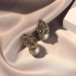 New Copper Pearl <b>Stud</b> <b>Earrings</b> Gold Plated Geometric S925 Silver Retro High End Personalized Design Luxury <b>Small</b> - Product Image 2