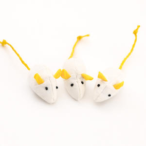 핫 세일 YH 펫 YH249 플러시 마우스 고양이 장난감 캣닢 포함 상호작용 치아 연마용 - Product Image 3