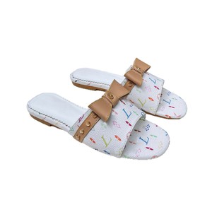 Sandales à nœud monogramme de luxe, chaussures de créateur pour les vacances d'été pour femmes - Product Image 5