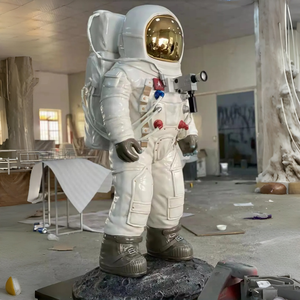 Sculpture d'astronaute grandeur nature en fibre de verre, <span class=keywords><strong>statue</strong></span> réaliste d'astronaute avec base en roche lunaire <span class=keywords><strong>pour</strong></span> centre commercial, musée scientifique, espace spatial - Product Image 2