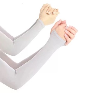 Gants de protection solaire anti-UV élastiques amincissants à manches longues en soie glacée avec logo personnalisé et dégradé de couleurs 2026 - Product Image 6