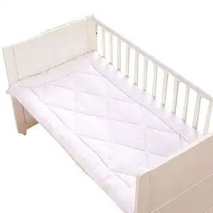OEM/ODM热卖涤纶/棉婴儿床绗缝幼儿保护床垫垫