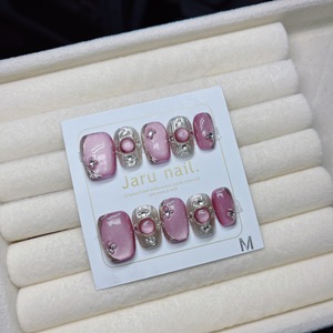 Uñas Postizas Blancas de Alta Gama Sunshine Rose Buchelati Hechas a Mano con Diseño de Diamantes de Imitación - Product Image 3