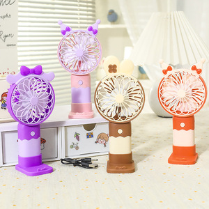 Mini Ventilador de Mano con Diseño de Asta de Ciervo, Recargable por USB, Portátil para Verano, con Soporte para Teléfono, Bajo Nivel de Ruido (36-45 dB), con Logo - Product Image 1