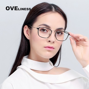 Gafas cuadradas ópticas de aleación para hombre, montura para gafas, patillas flexibles, IP, galvanoplastia - Product Image 2