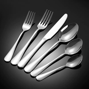 Juego de <span class=keywords><strong>cubiertos</strong></span> de acero inoxidable de alta demanda: cuchillo de mesa, tenedor, cuchara, cuchillo para carne, cuchara de cena, tenedor de postre - Product Image 5