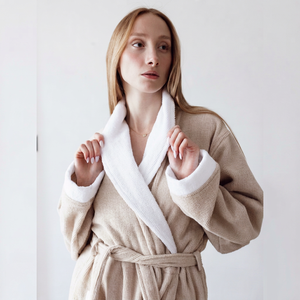 Robe de chambre en tissu éponge pour femme, 100% coton, longue, douce et confortable, col en V, manches longues, peignoir d'hiver, couleur unie, lavage à la main - Product Image 1