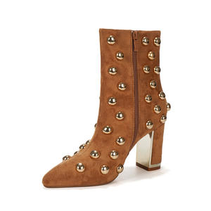 <span class=keywords><strong>Bottines</strong></span> en daim <span class=keywords><strong>cloutées</strong></span> pour femmes bout pointu talon bloc confortable sans lacet solide pour soirée automne hiver - Product Image 3