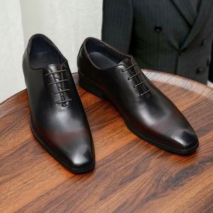 Dernier design – Chaussures habillées en cuir blanc élégantes pour hommes, idéales pour mariage et affaires - Product Image 2