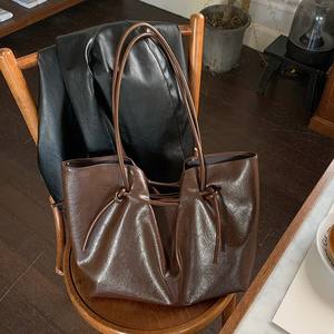 Bolso Tote de Cuero Marrón, Gran Capacidad, Suave, Horizontal, Cuadrado, con Cierre Magnético, Bolso de Hombro para el Día a Día, Bolso de Mano para Mujer - Product Image 1