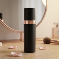 Flacon pompe sans air noir mat 30ml/50ml pour shampoing, lotion, sérum et soins de la peau - Cylindre en PP avec estampage doré et impression UV