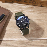 Nouvelle montre à quartz pour homme, sportive et décontractée, avec cadran en verre bleu clair