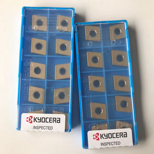 Plaquettes en carbure CNC Kyoceras CNGA120408S01525 A66N OEM pour tour CNC, lame de 32 mm, dureté HRC55, revêtement PVD, garantie de 3 ans - Product Image 1