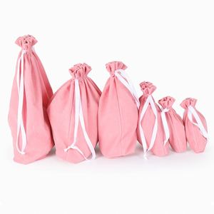 Sac en velours rose à cordon de serrage de haute qualité avec impression de logo personnalisé en gros pour les cadeaux de mariage - Product Image 2