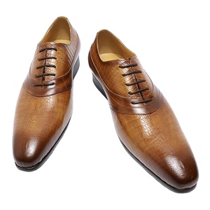 Nouvelles Chaussures Décontractées en Cuir pour Hommes 2026 – Mocassins Légers à Bout Pointu, Antidérapants et Respirants pour Mariages et Fêtes d'Automne - Product Image 1