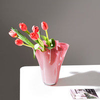 Vase émaillé coloré de style nordique avec un motif en forme de chou comme pièce décorative. Un design haut de gamme et de niche