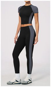 Ensemble de <span class=keywords><strong>sport</strong></span> pour femmes en 6 pièces contrastées, tenue de course et de fitness, vêtements pour femmes à séchage rapide, vêtements de tennis avec shorts - Product Image 5