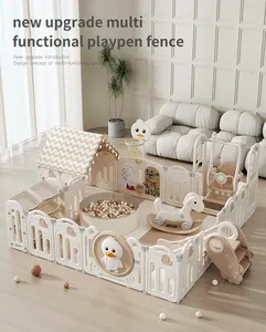 Playpen pagar plastik bayi dalam ruangan, pena bermain halaman pagar lipat dengan mainan ayunan geser untuk bayi dan balita