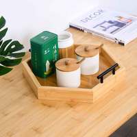 Plateau de service décoratif en bambou pour cuisine avec poignées métalliques, à un seul niveau, pour salle de bain, salon et table basse