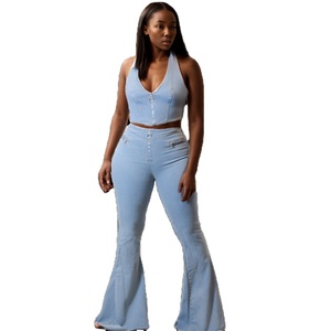 Conjunto de Dos Piezas de Jeans Anchos de Corte Recto con Diseño Halter para Mujer - Product Image 1