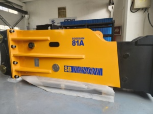 SOOSAN B 81A Brise-roche hydraulique de type boîte pour excavatrices de 18 à 26 tonnes, Neuf, Jaune, Garantie 1 an, Équipement de construction essentiel - Product Image 3