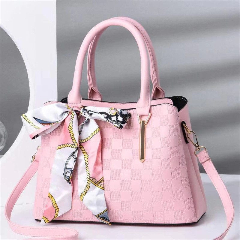 2022 nouvelle personnalisation plaid conception sac de messager mode all-match sac à bandoulière de luxe en gros sacs à main