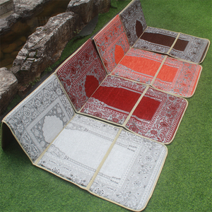Tapis de prière musulman de voyage islamique de mode de <span class=keywords><strong>prix</strong></span> usine tapis de prière pliable avec dossier - Product Image 1