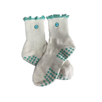Chaussettes de sport antidérapantes pour femme, en tricot, avec logo brodé, vertes, mignonnes, pour le printemps