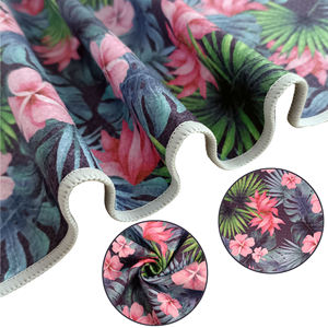 Serviette de golf en microfibre à motif gaufré avec clip, logo personnalisé - Product Image 2