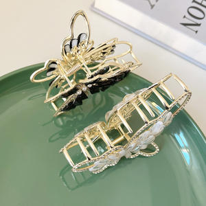 Pinza para el Cabello con Incrustaciones de Diamantes y Diseño Geométrico, Accesorio Metálico para el Cabello con Clip de Sujeción - Product Image 6